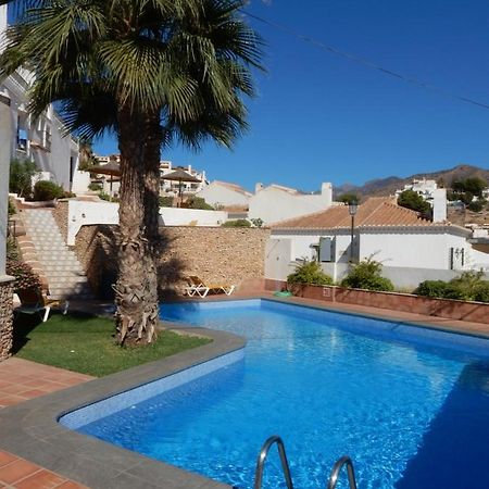 Beach Villa ,Nerja, Seaview, Pool, 3 Bedrooms, Huge Terrace And Garden Exterior photo