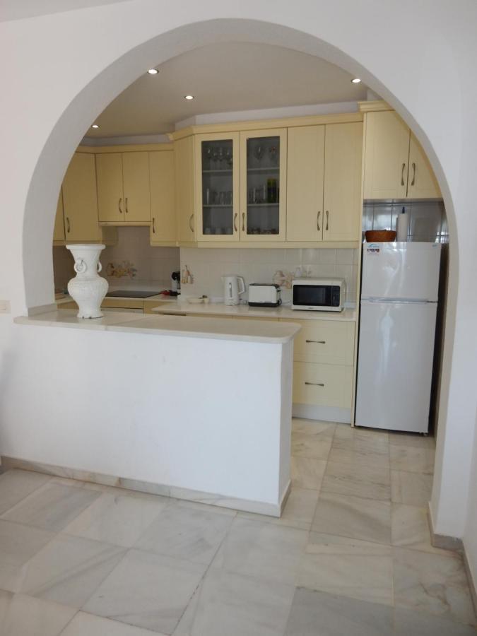 Beach Villa ,Nerja, Seaview, Pool, 3 Bedrooms, Huge Terrace And Garden Exterior photo