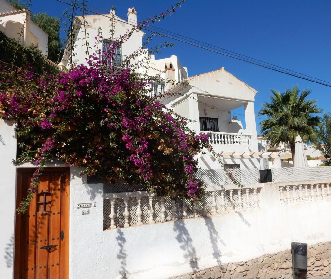 Beach Villa ,Nerja, Seaview, Pool, 3 Bedrooms, Huge Terrace And Garden Exterior photo